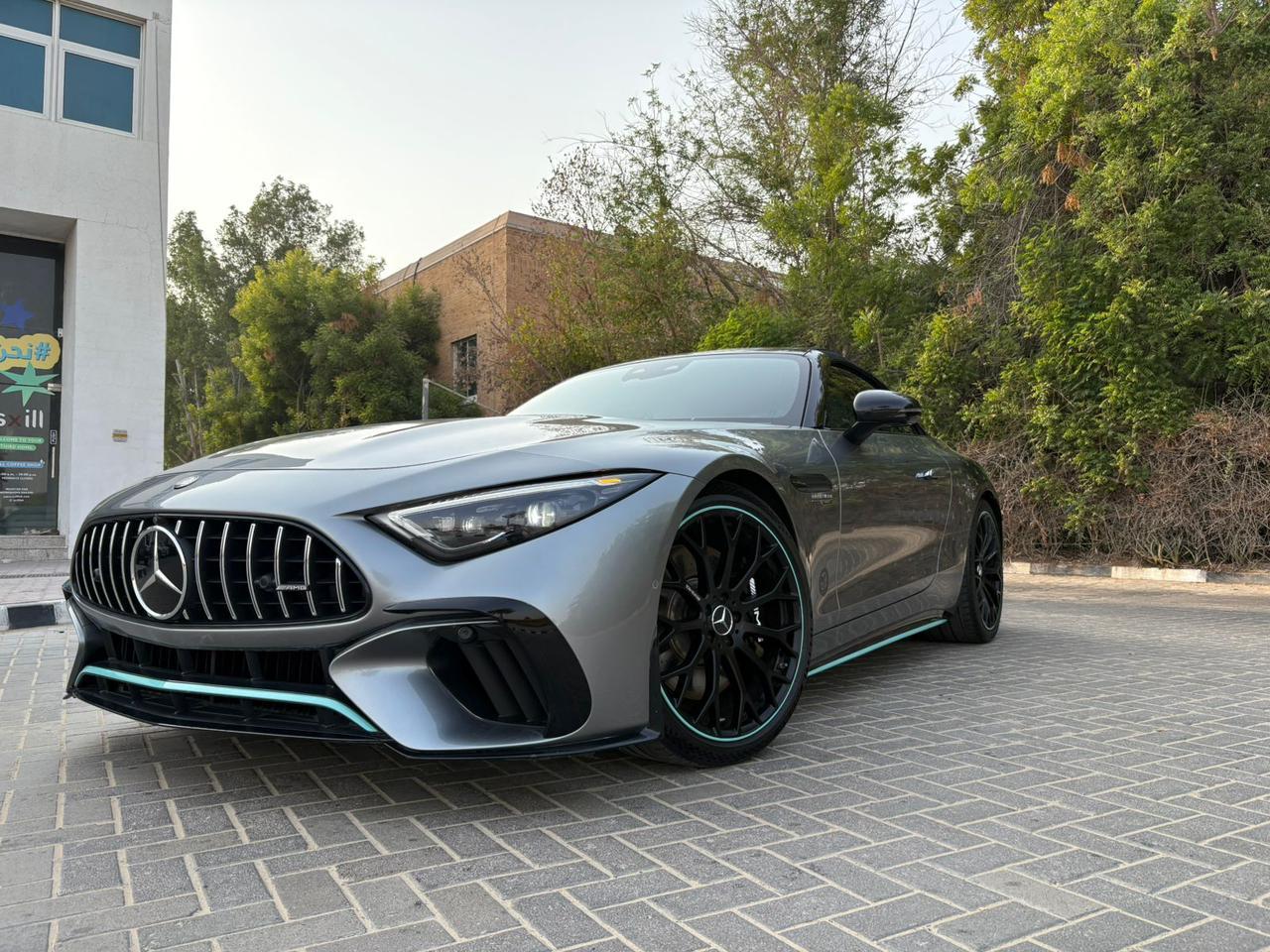 Mercedes Benz SL 63 AMG Silver