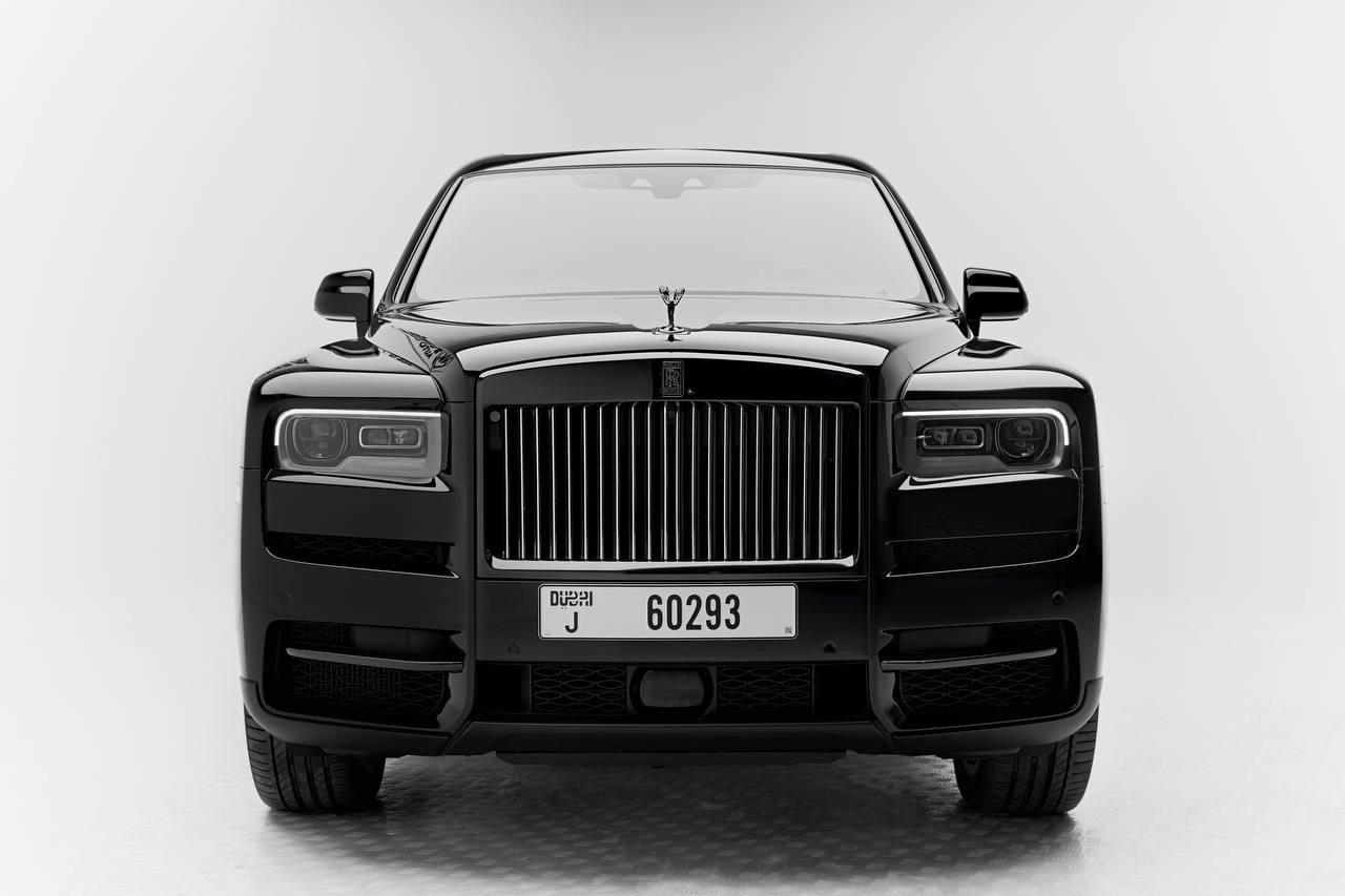 Rolls Royce Cullinan Black Badge With Driver