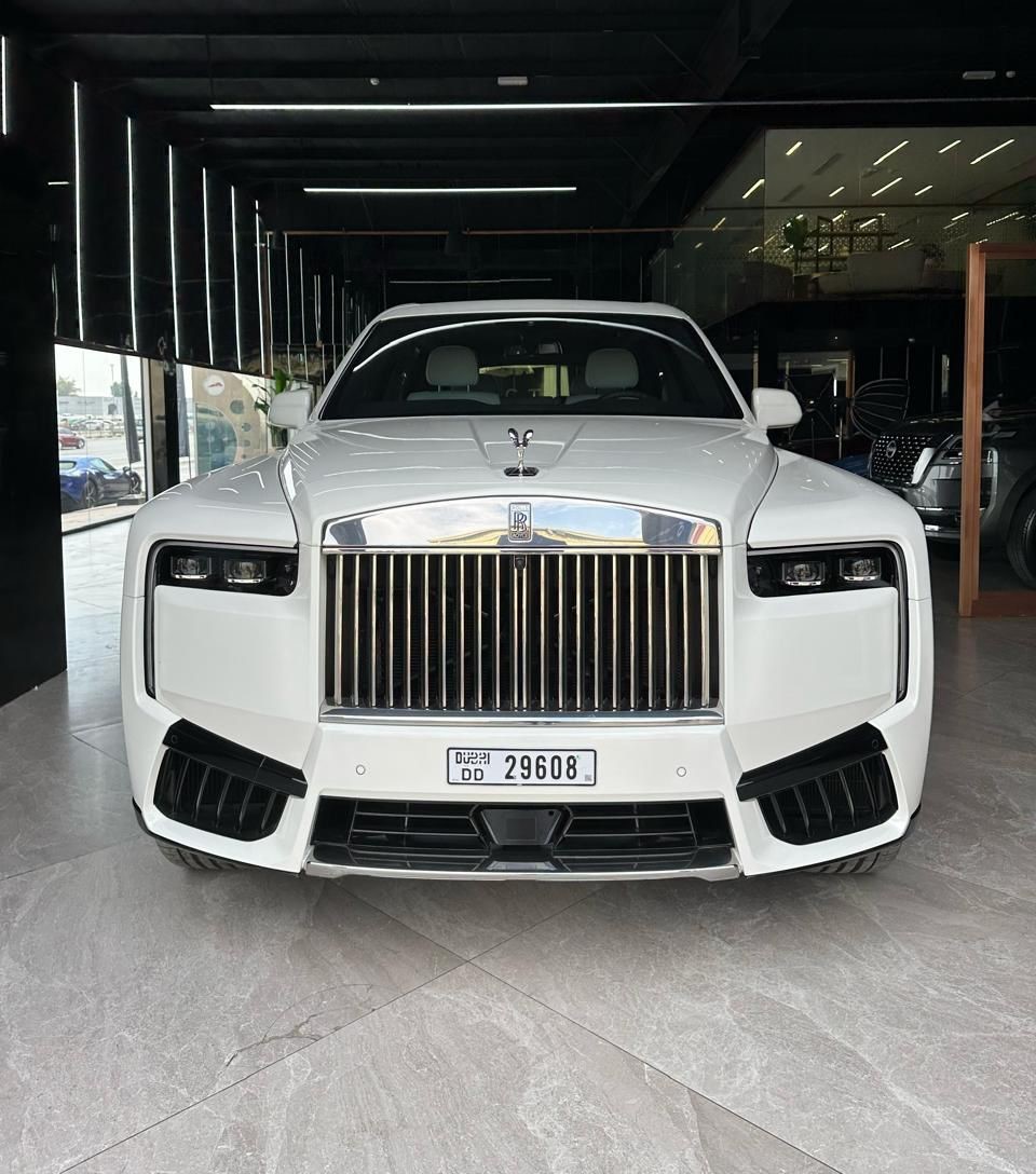 Rolls Royce Cullinan White Tiffany