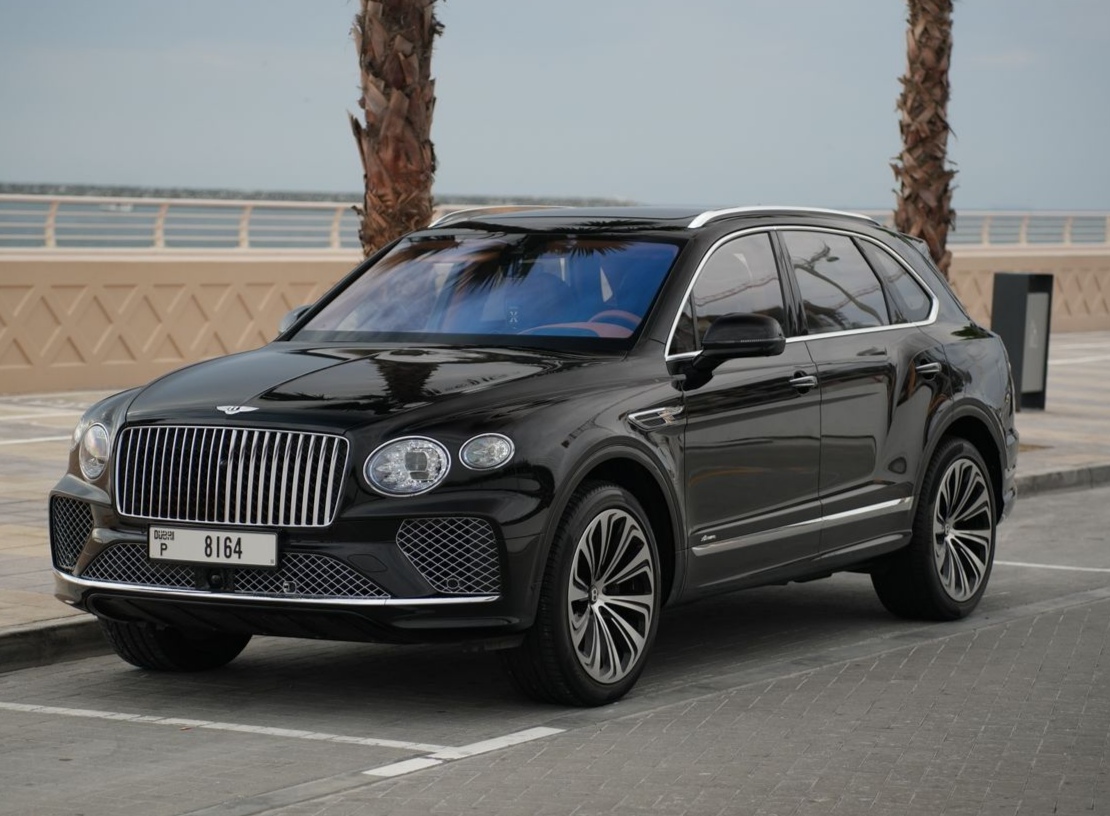 Bentley Bentayga V8 Black Best Price  2024 Hire dubai