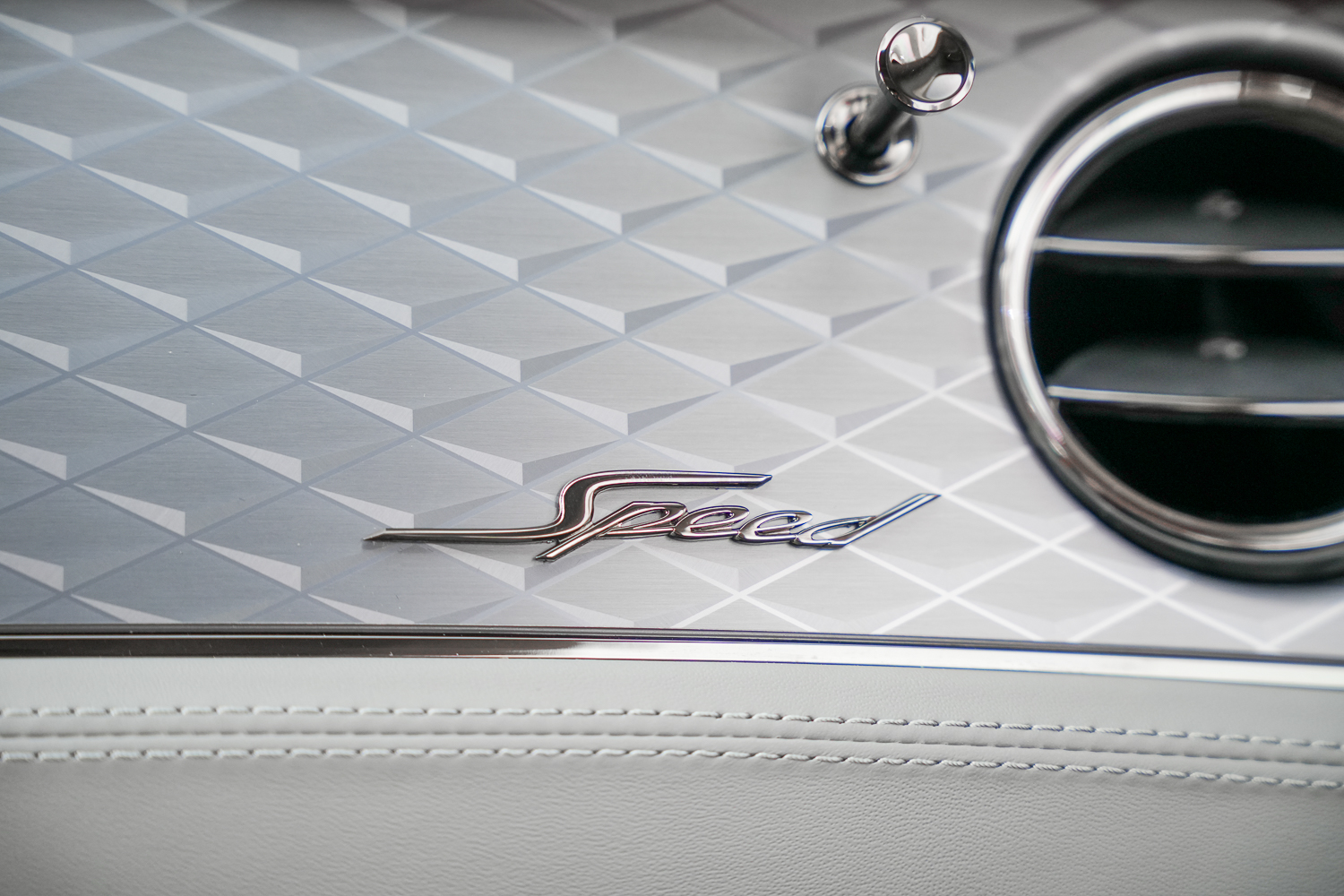Rent Bentley Continental GREEN 2025 in Dubai , UAE 