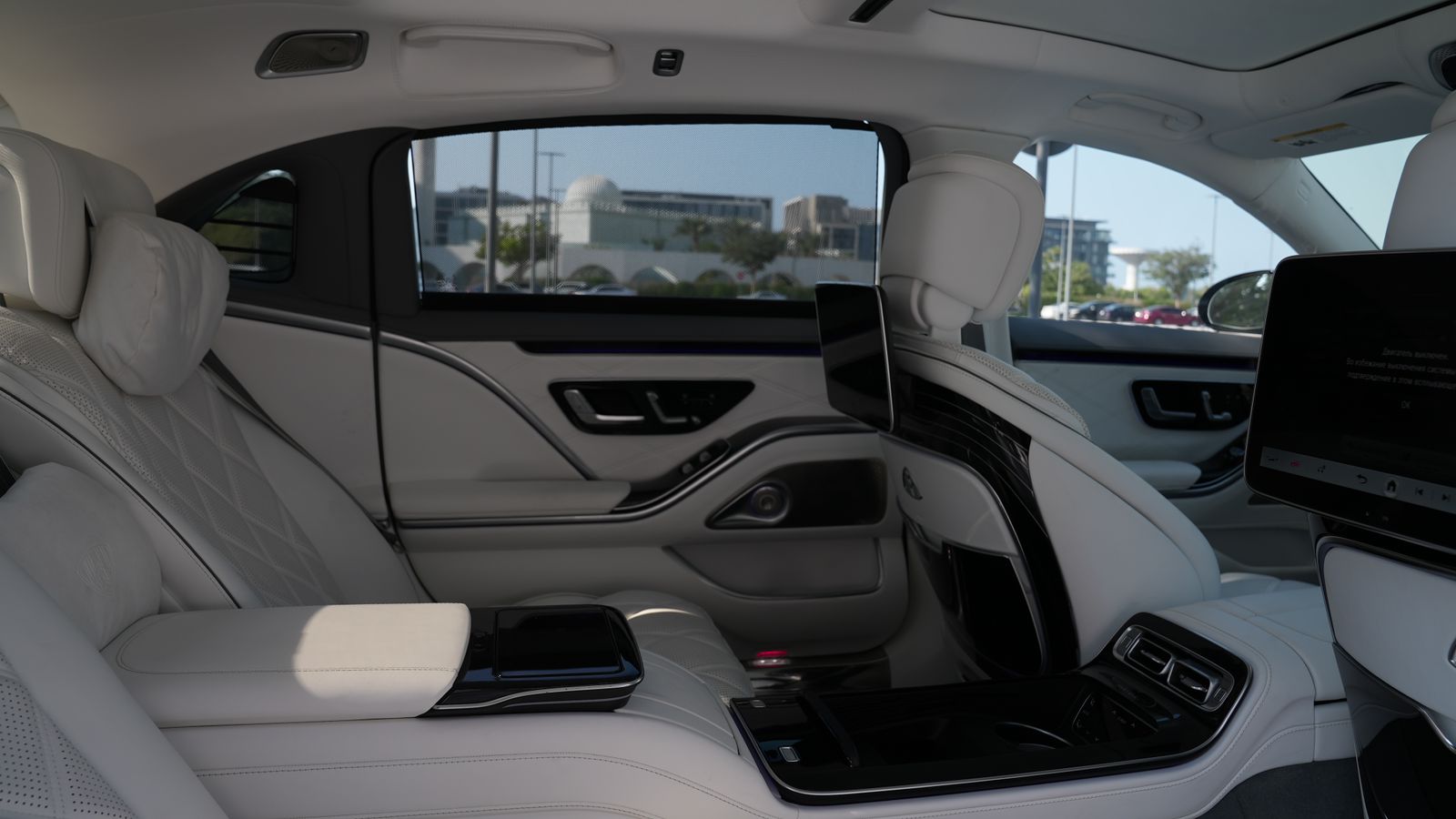 Rent Mercedes-Benz Maybach S680 BLACK 2024 in Dubai , UAE 