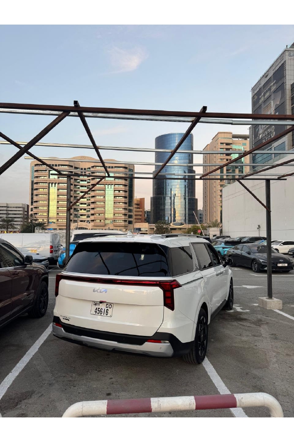 Rent Kia Carnival WHITE 2025 in Dubai , UAE 