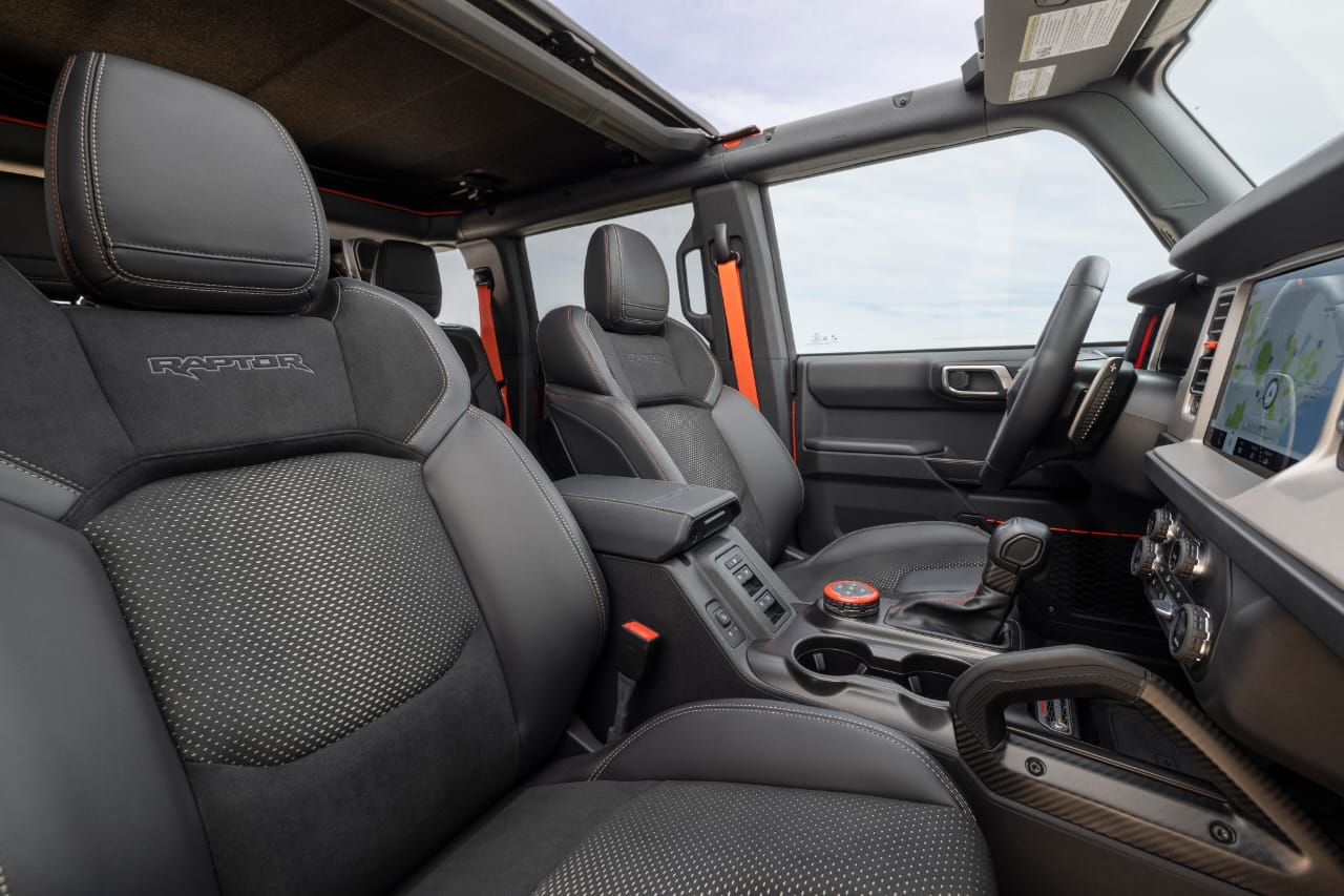 Rent Ford Bronco RED 2022 in Dubai , UAE 