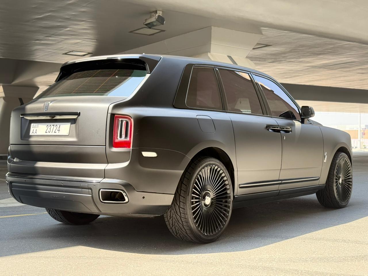 Rent Cullinan GREY 2022 with chauffeur in Dubai , UAE 