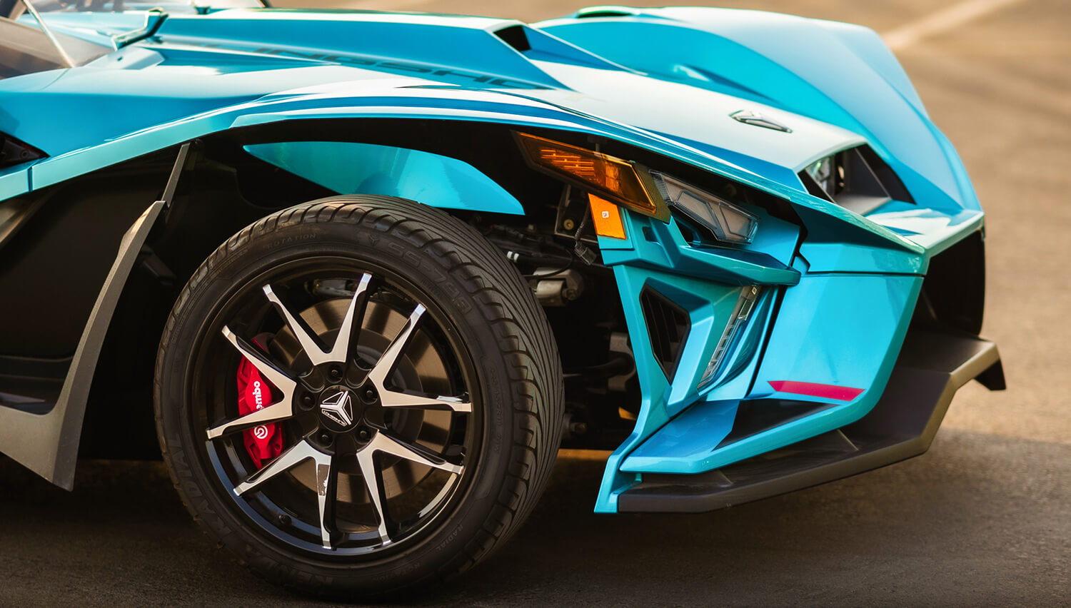 Rent Polaris Slingshot BLUE 2023 in Dubai , UAE 