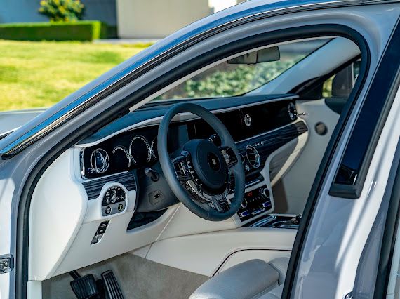 Rent Rolls-Royce Ghost WHITE 2021 in Dubai , UAE 