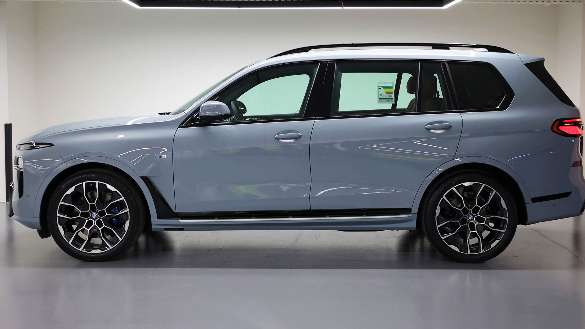 Rent Bmw Series  x WHITE 2024 in Dubai , UAE 