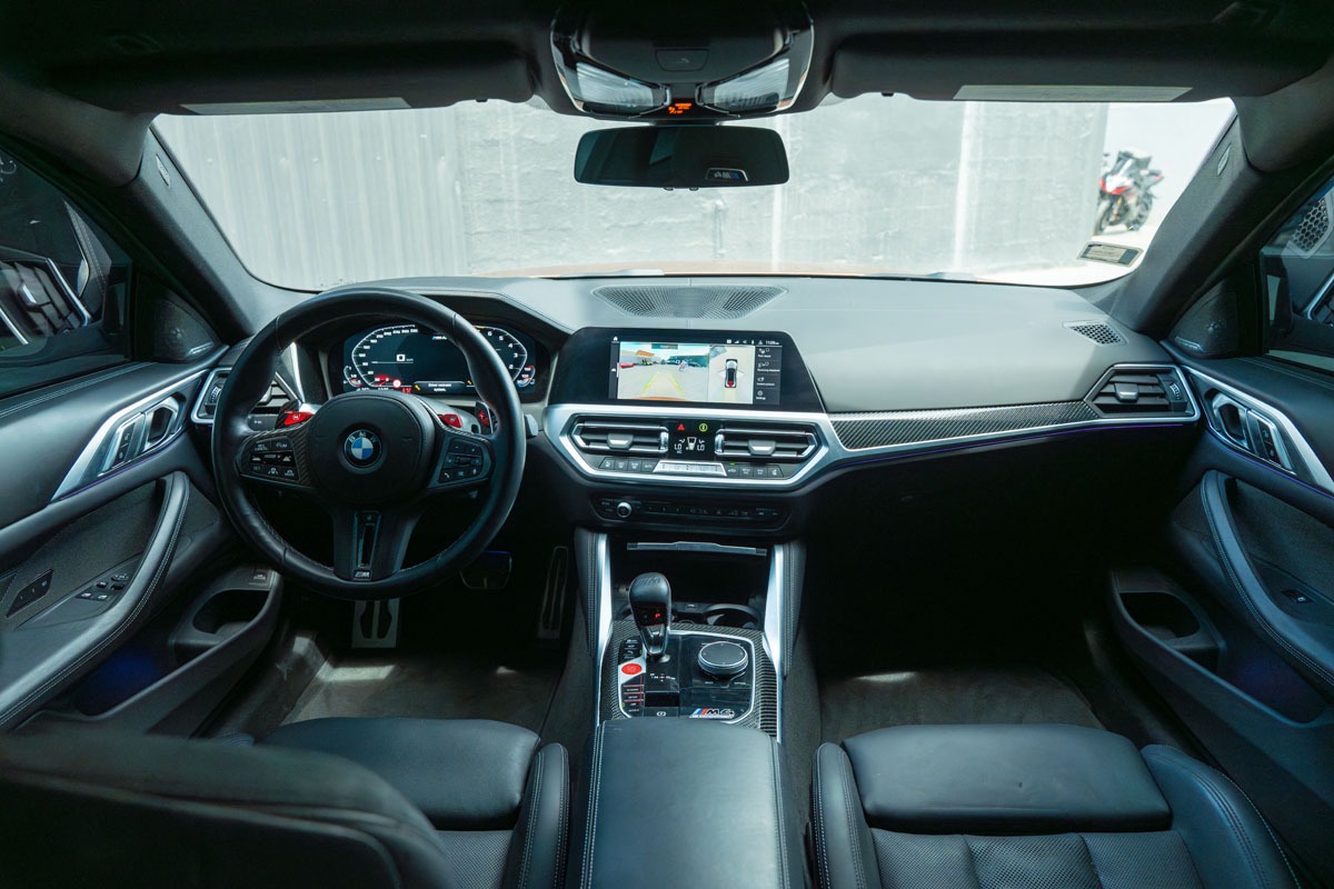 Rent Bmw Series m GOLDEN 2022 in Dubai , UAE 