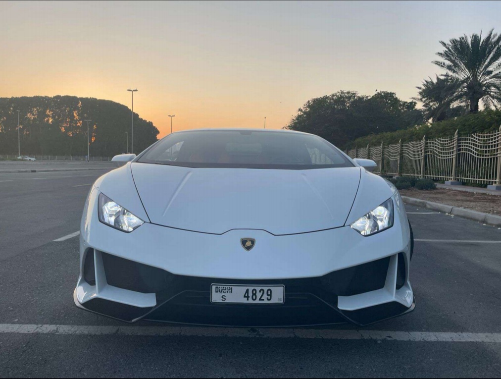Rent Lamborghini Evo WHITE 2023 in Dubai , UAE 