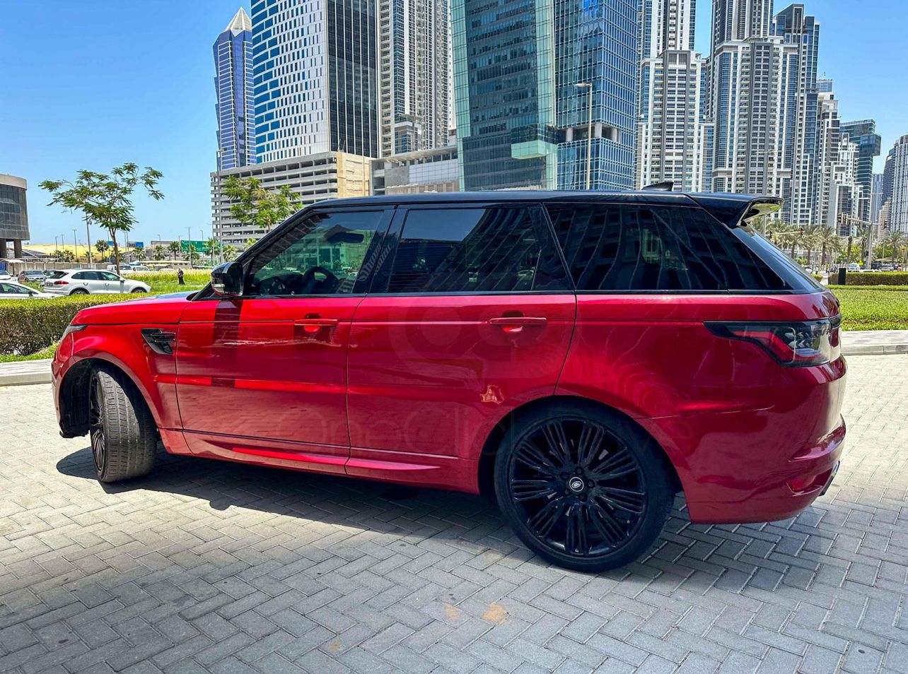 Rent Sport RED 2022 with chauffeur in Dubai , UAE 