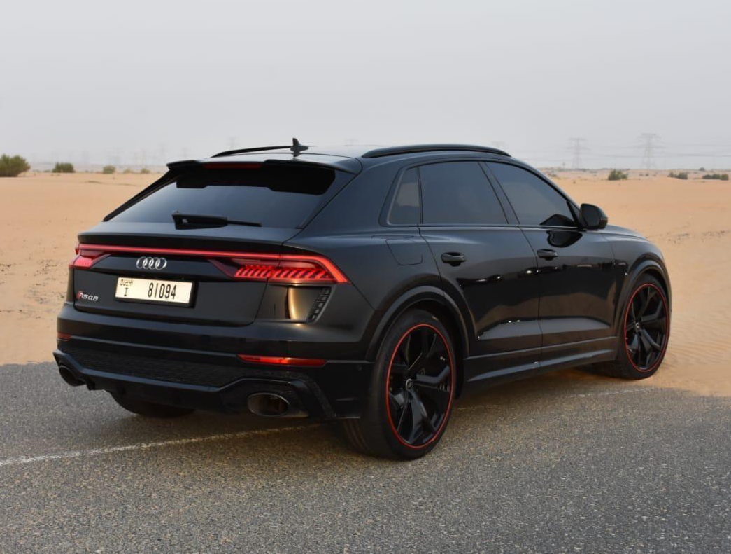 Rent Audi Rsq8 BLACK 2023 in Dubai , UAE 