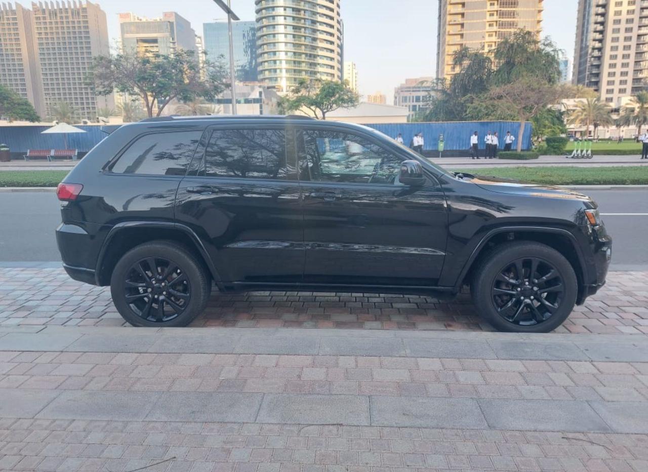 Rent Jeep Grand cherokee BLACK 2021 in Dubai , UAE 