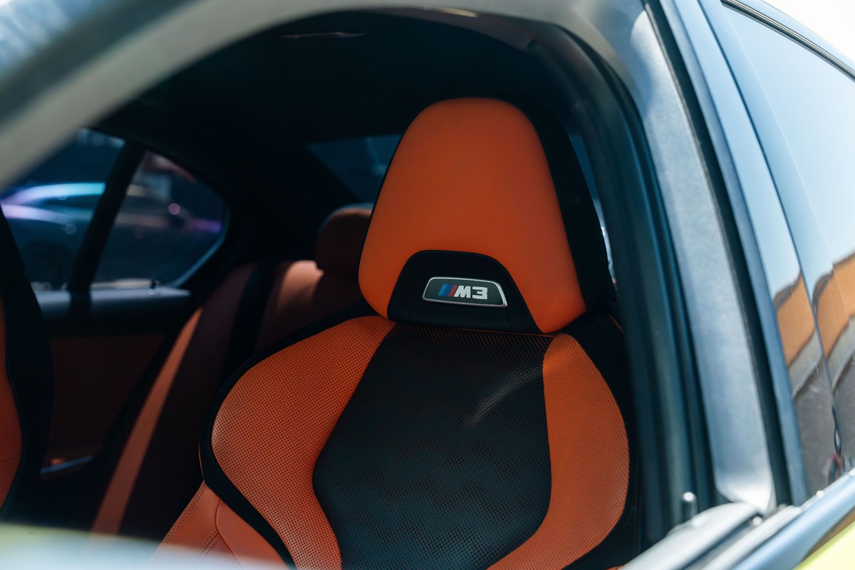 Rent Bmw Series m GREEN 2023 in Dubai , UAE 