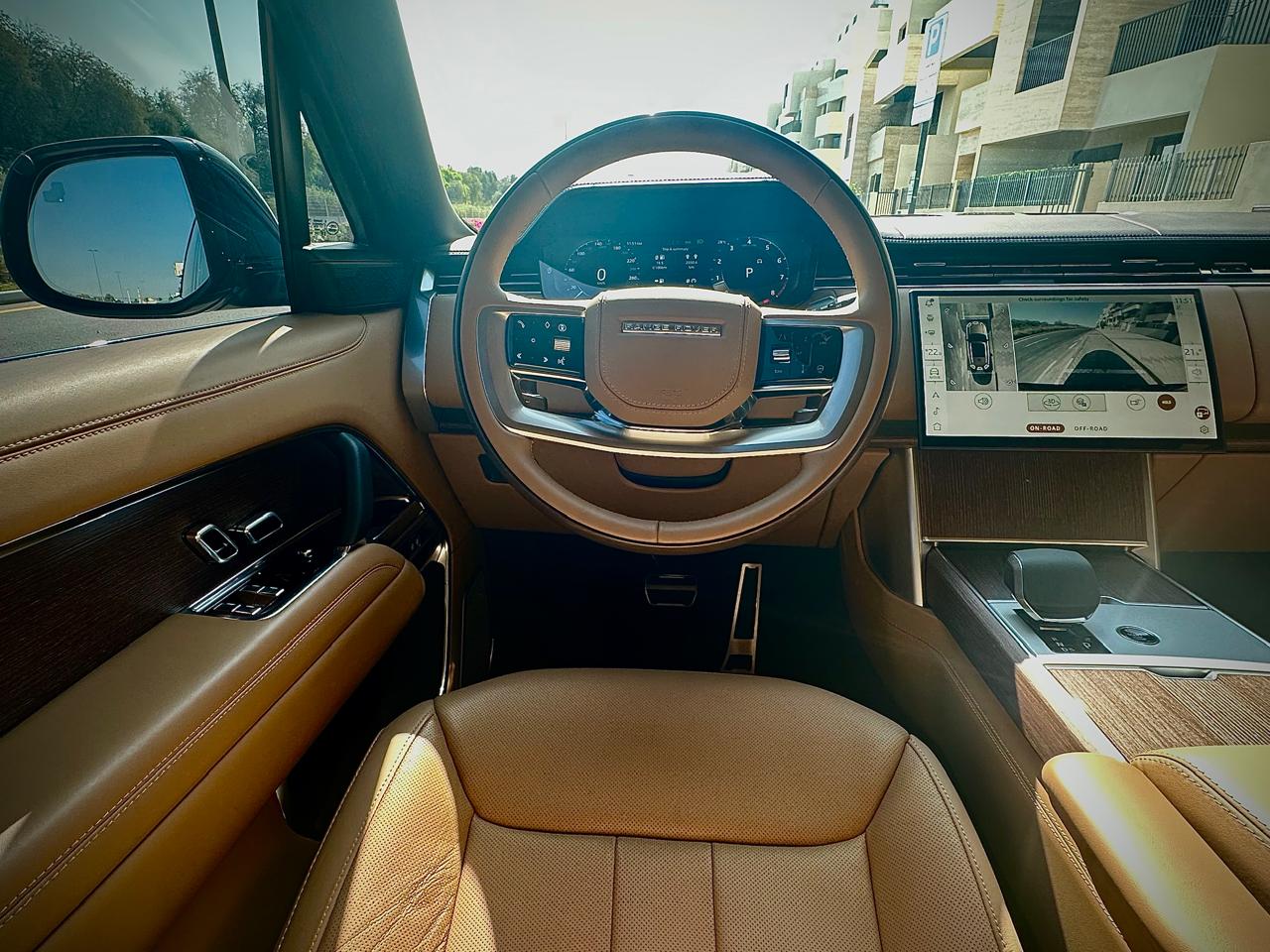 Rent Range-Rover Evoque GREEN 2025 in Dubai , UAE 