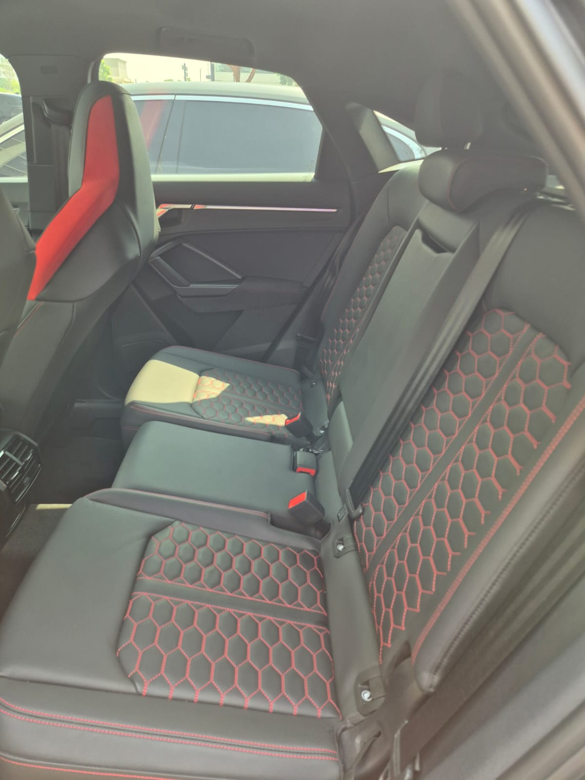 Rent Audi Rsq8 BLACK 2024 in Dubai , UAE 