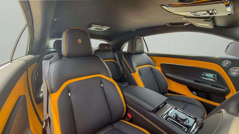 Rent Rolls-Royce Spectre BLACK 2025 in Dubai , UAE 