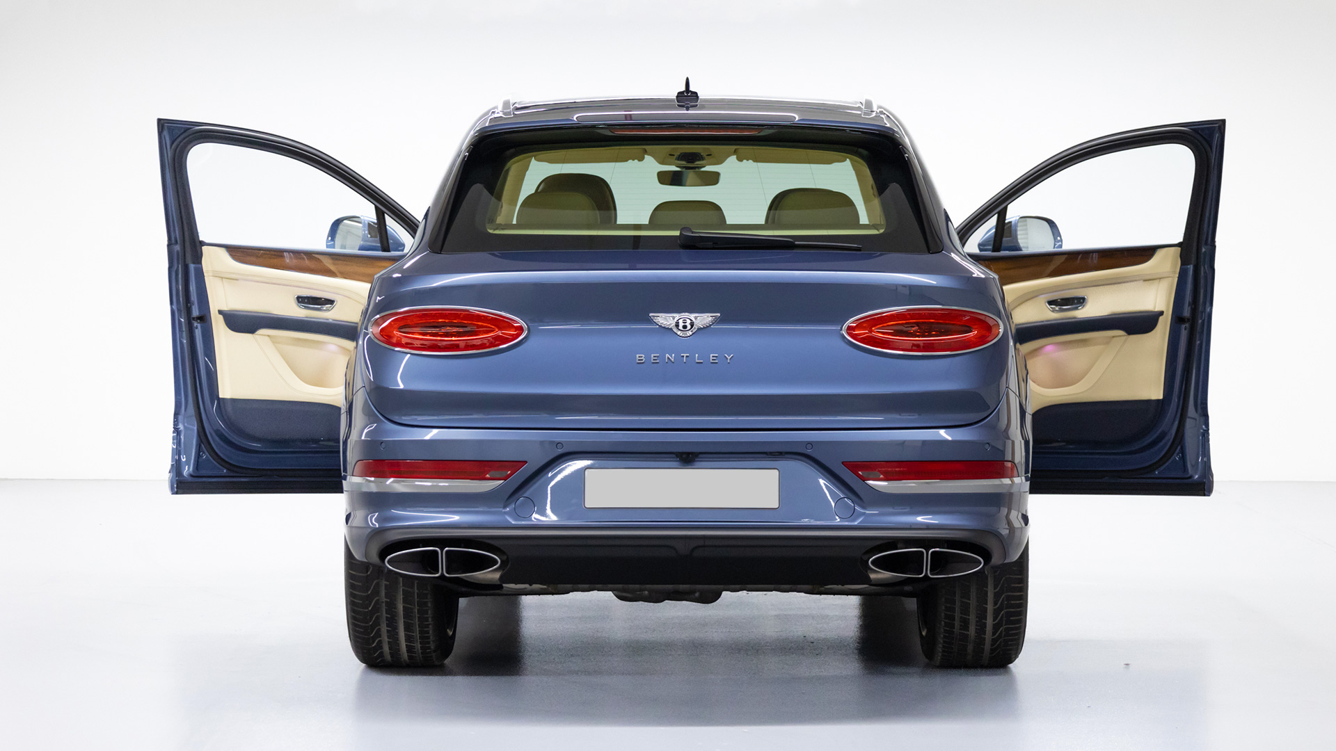 Rent Bentley Bentayga BLUE 2024 in Dubai , UAE 