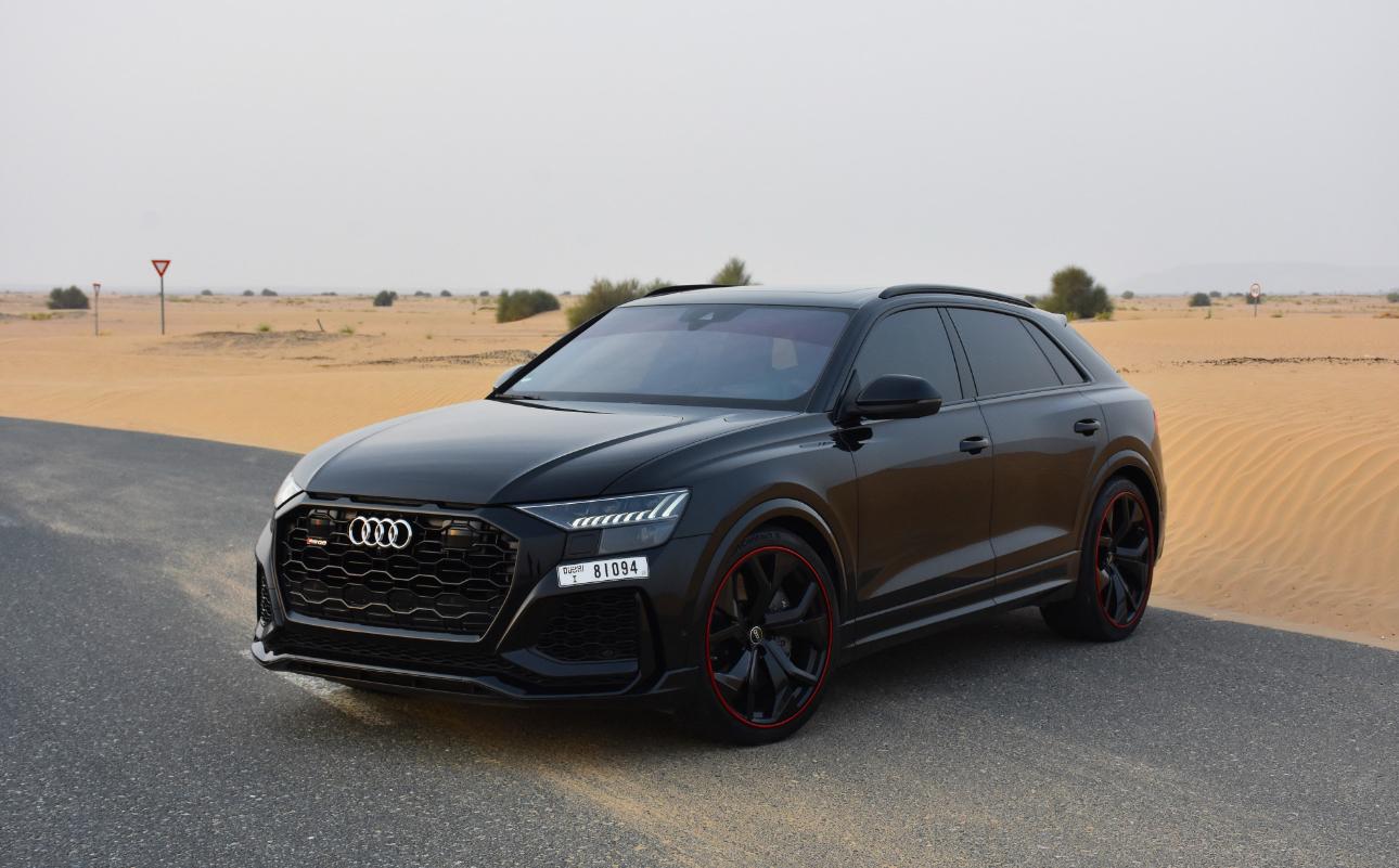 Rent Audi Rsq8 BLACK 2022 in Dubai , UAE 