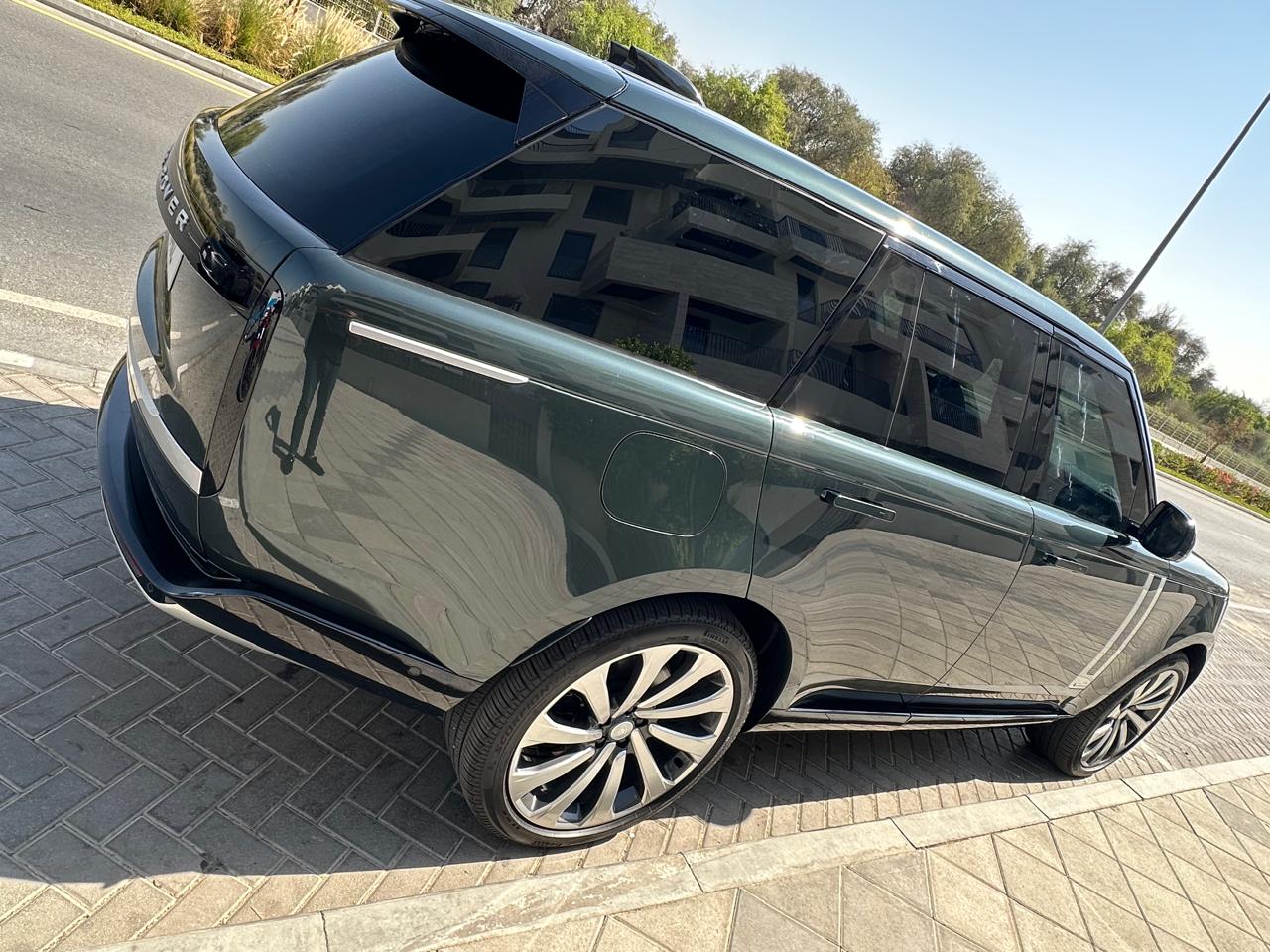 Rent Vogue BLACK 2025 with chauffeur in Dubai , UAE 