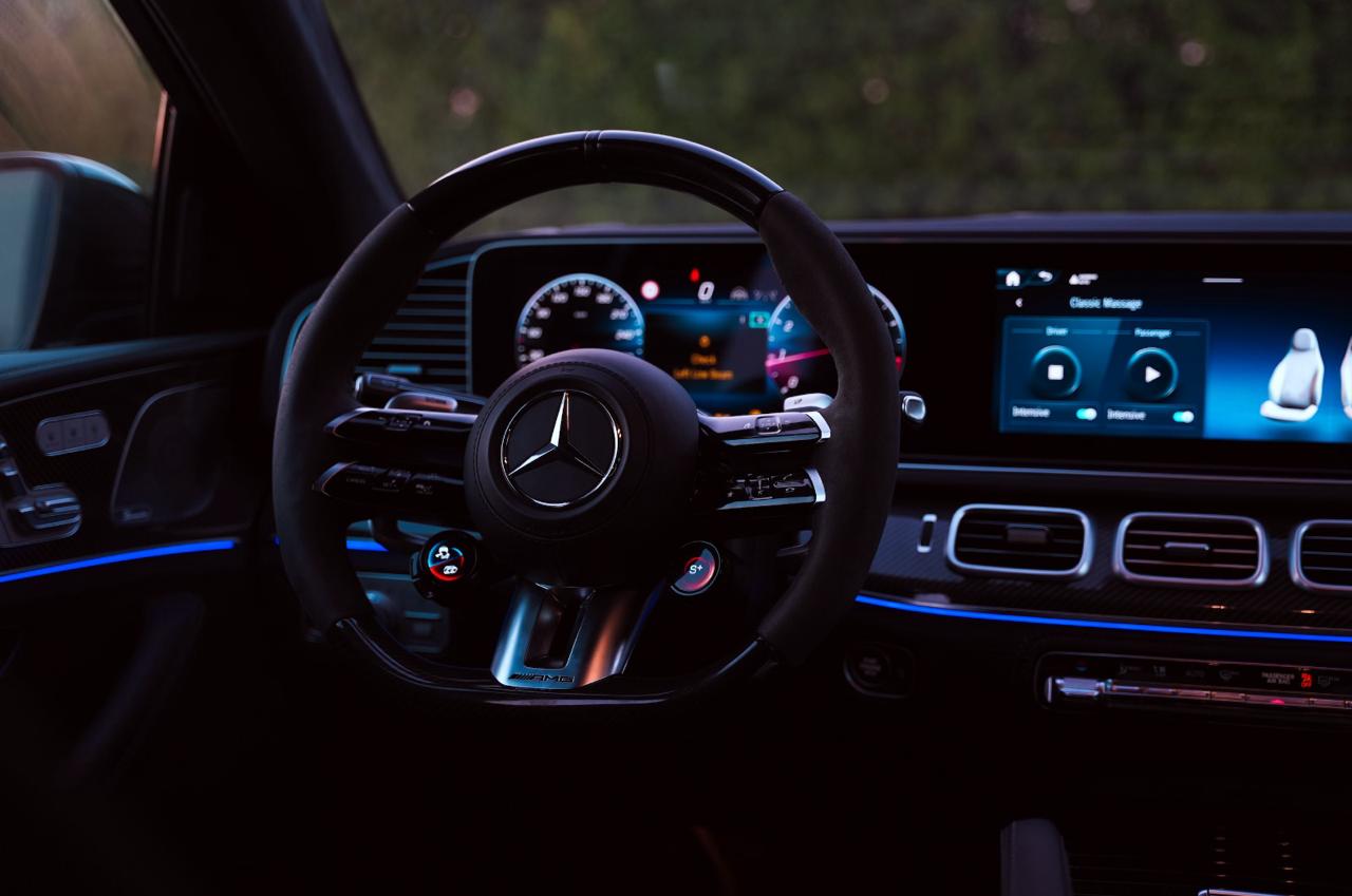 Rent Mercedes-Benz Gle BLACK 2024 in Dubai , UAE 