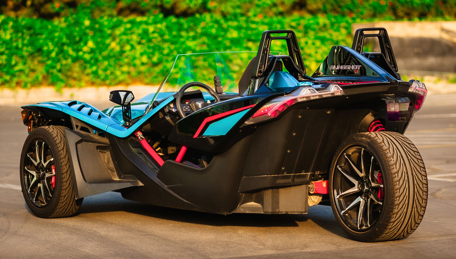 Rent Polaris Slingshot BLUE 2023 in Dubai , UAE 