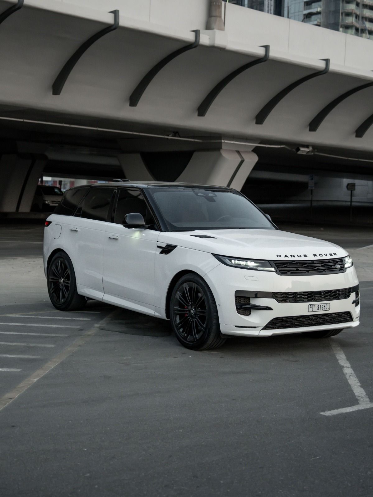 Rent Range-Rover Sport WHITE 2024 in Dubai , UAE 