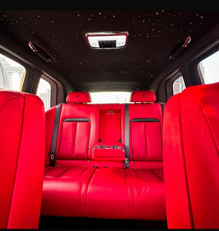 Rent Rolls-Royce Cullinan WHITE 2024 in Dubai , UAE 