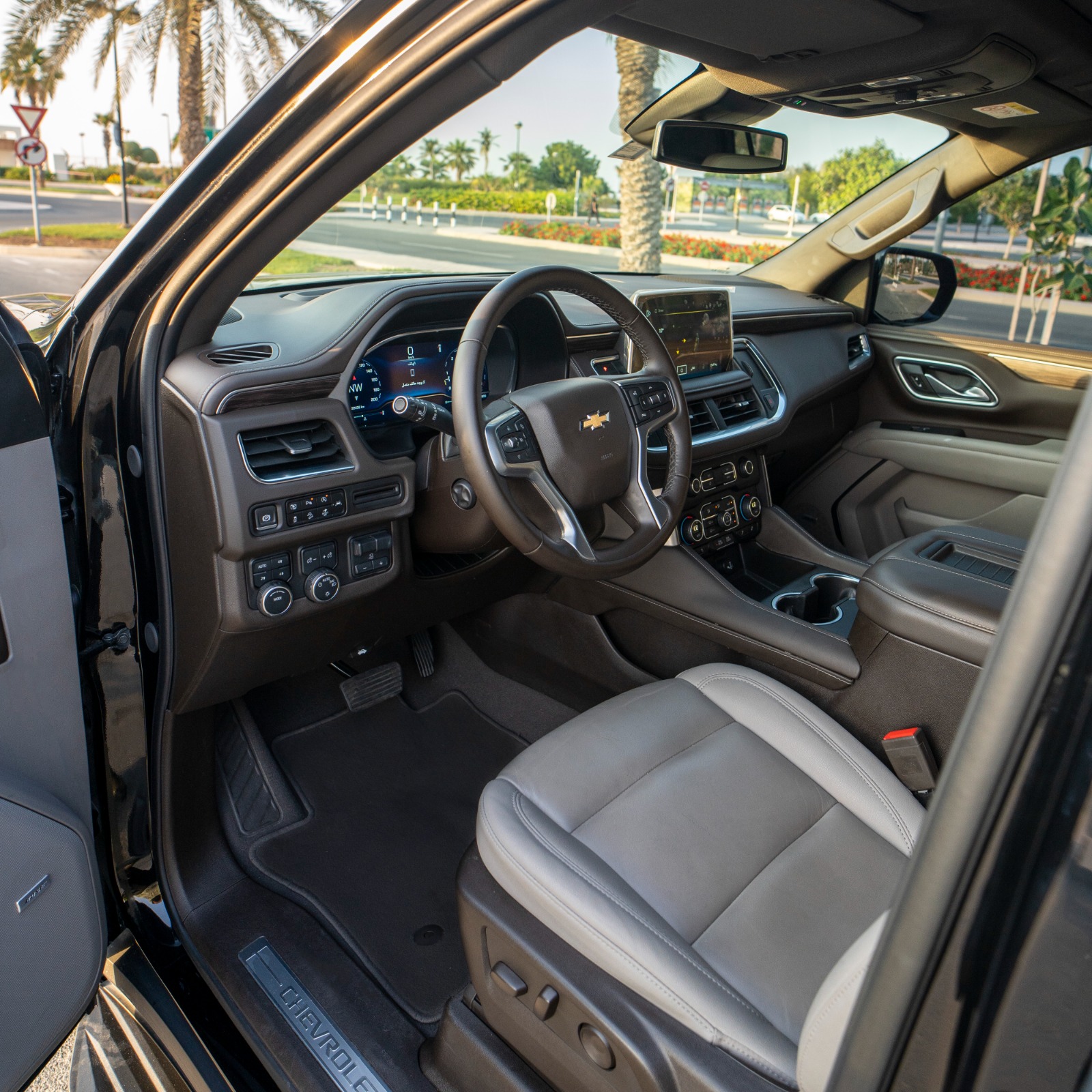 Rent Tahoe BLACK 2024 with chauffeur in Dubai , UAE 