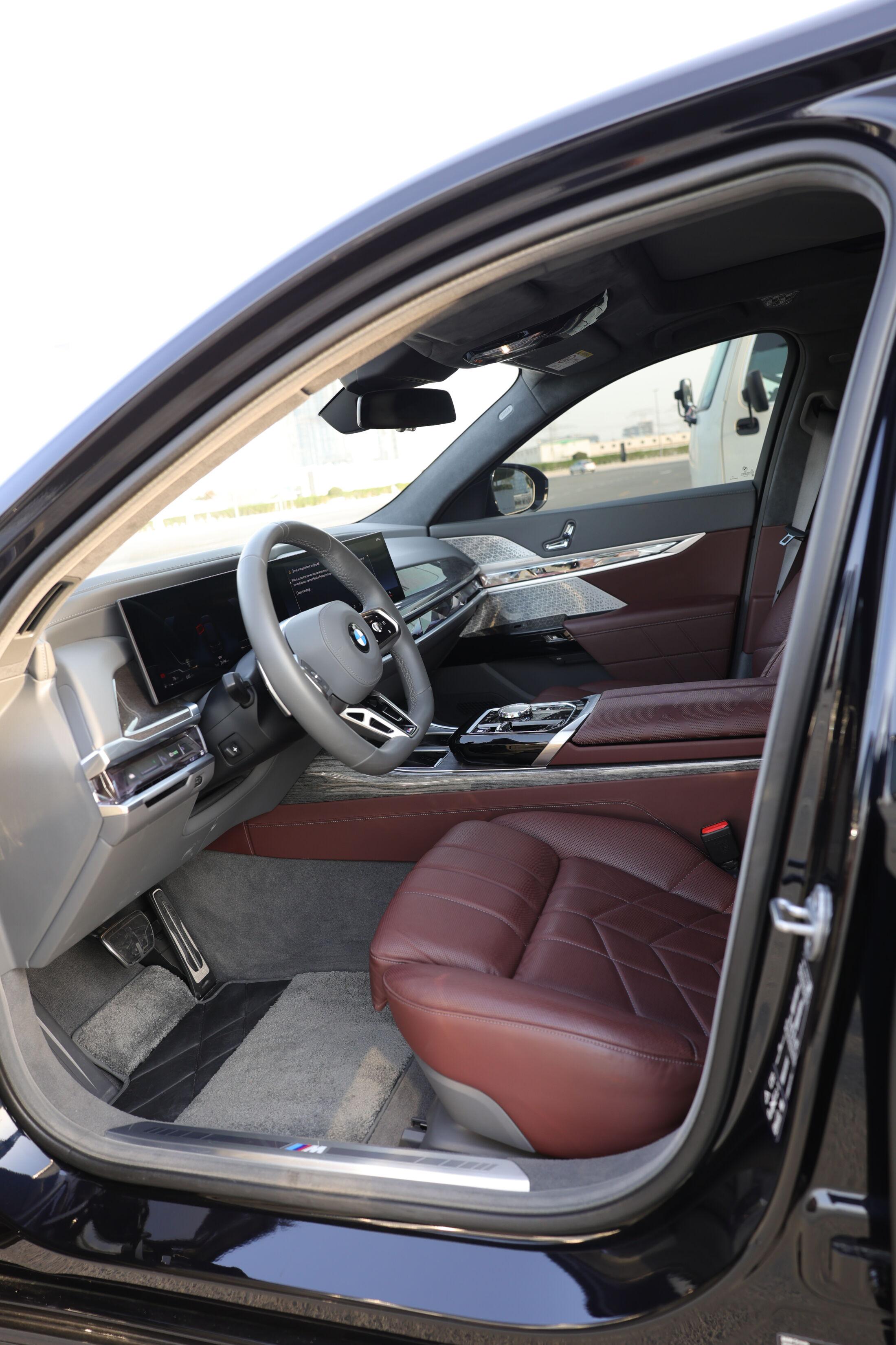 Rent Bmw Series 7 BLACK 2023 in Dubai , UAE 