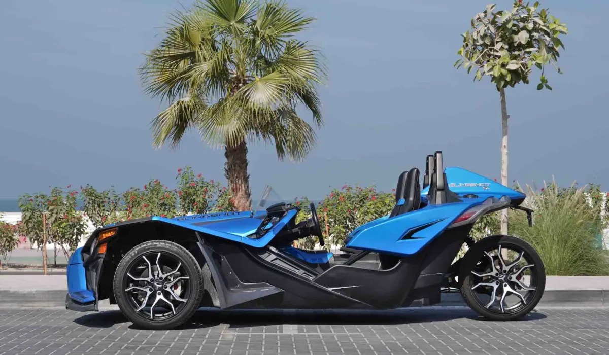 Rent Polaris Slingshot BLUE 2021 in Dubai , UAE 