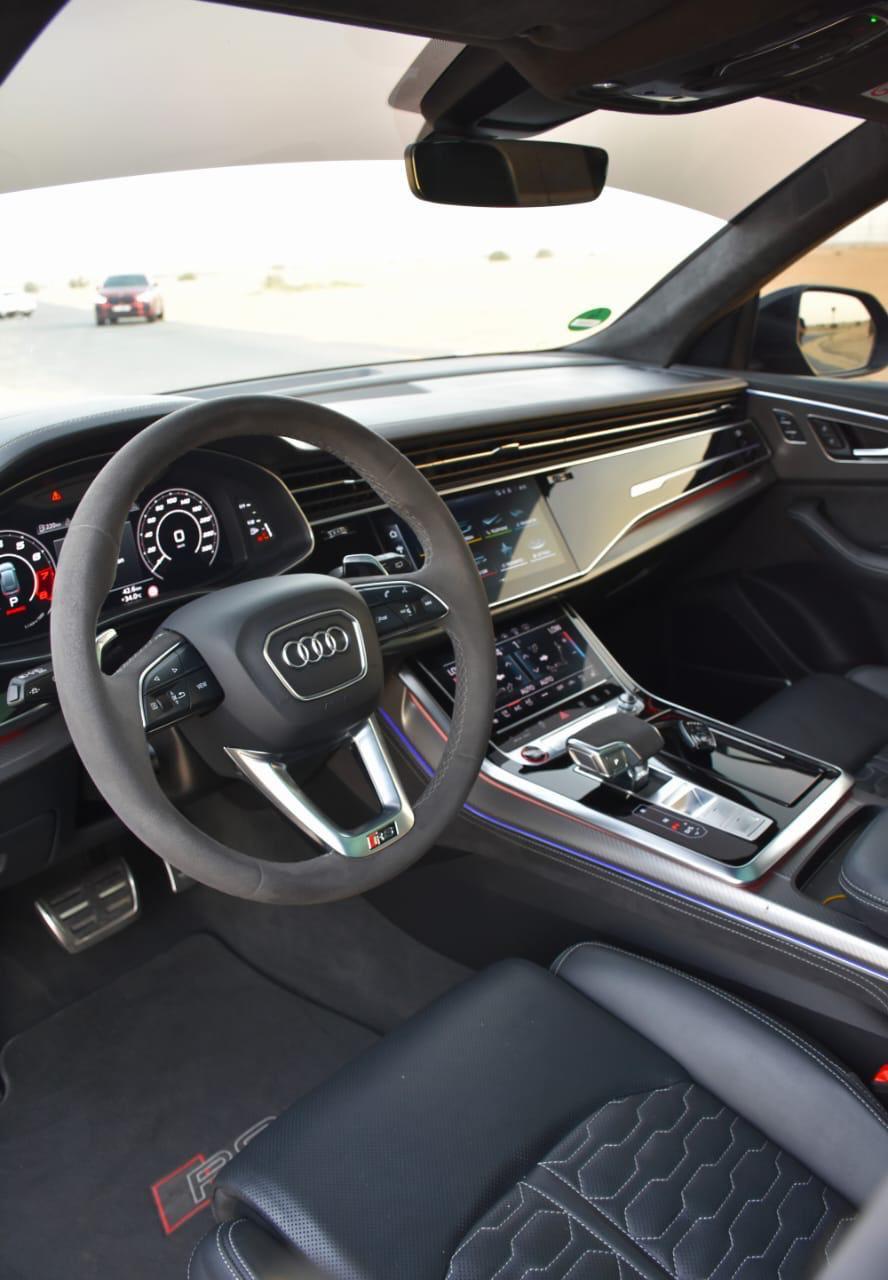 Rent Audi Rsq8 BLACK 2023 in Dubai , UAE 