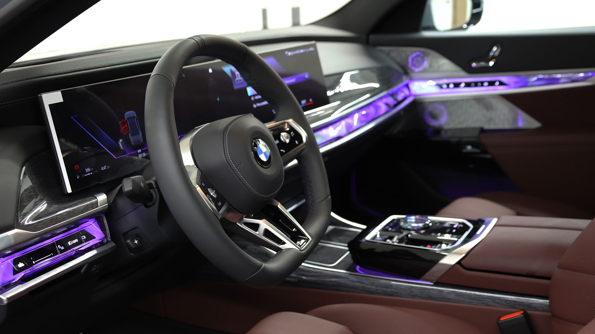 Rent Bmw Series 7 BLUE 2023 in Dubai , UAE 