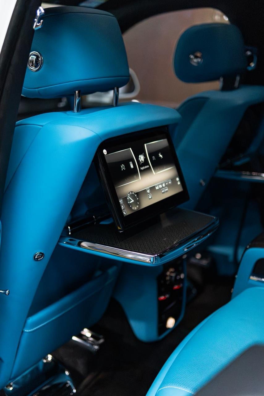Rent Rolls-Royce Cullinan WHITE 2024 in Dubai , UAE 