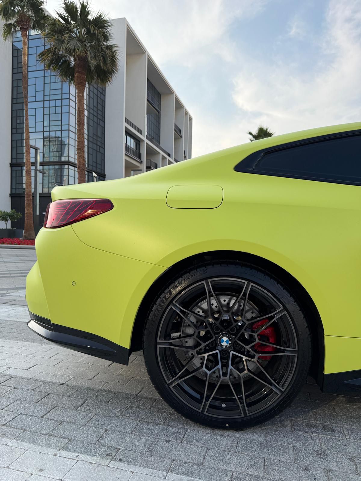 Rent Bmw Series 4 GREEN 2025 in Dubai , UAE 