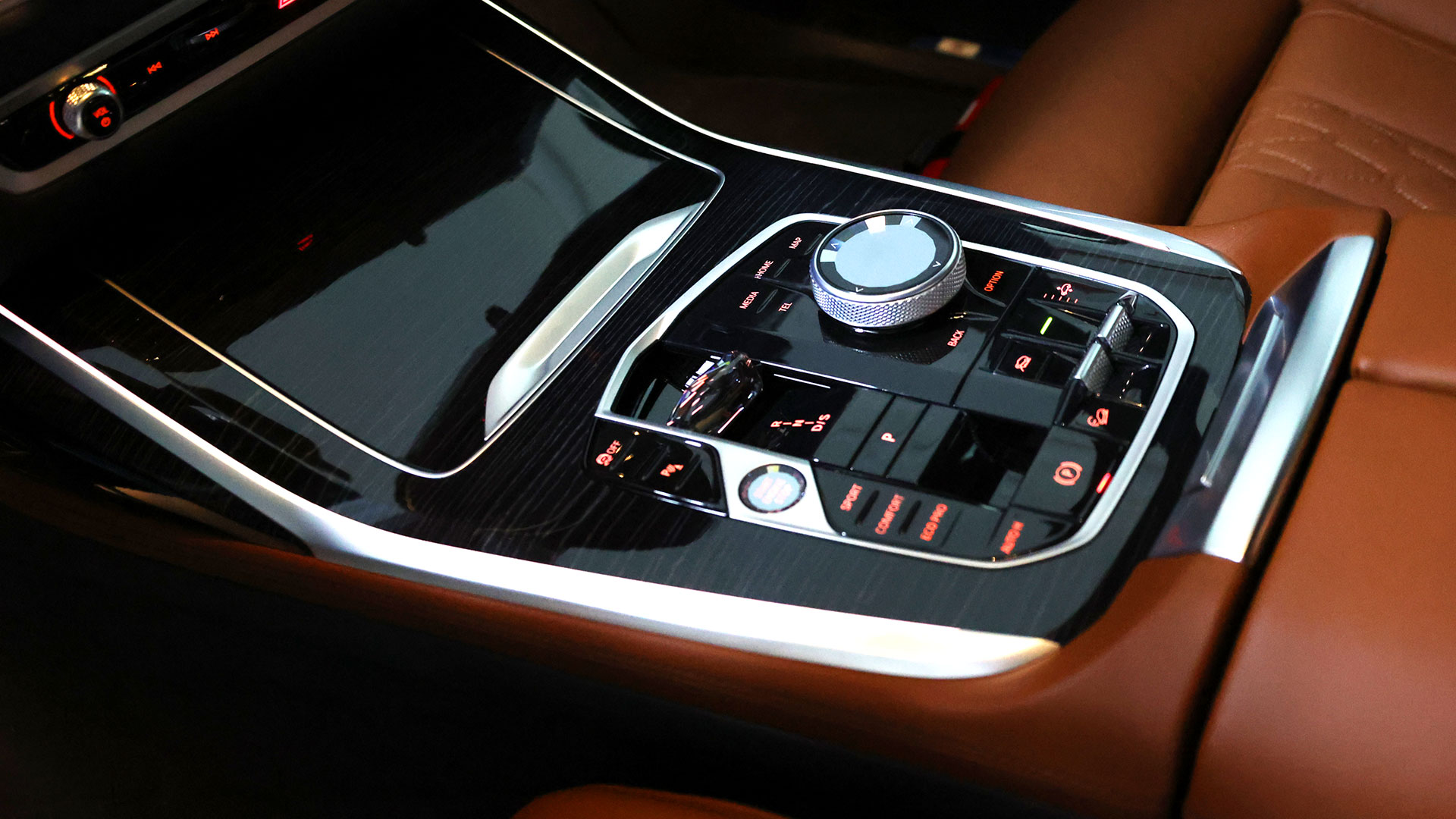 Rent Bmw Series  x WHITE 2024 in Dubai , UAE 